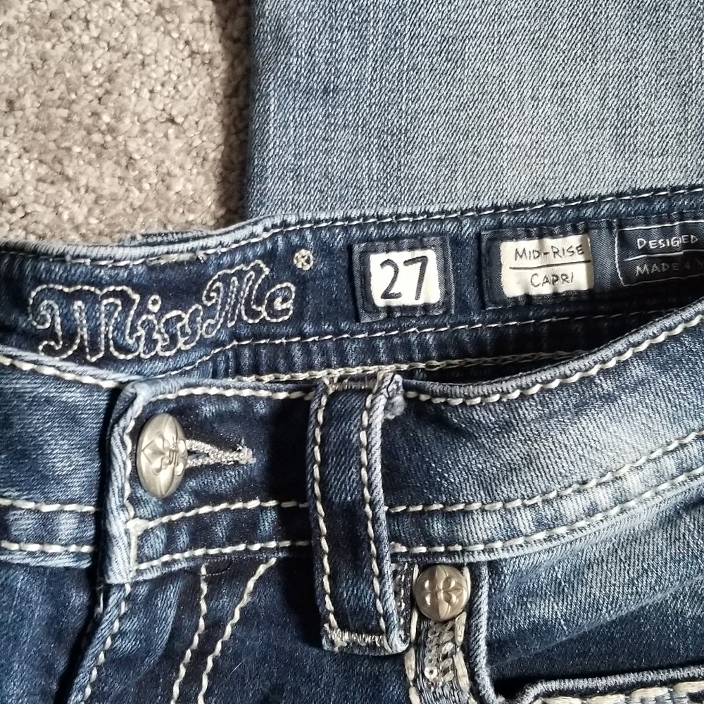 Miss Me mid rise capris - Picture 3 of 8